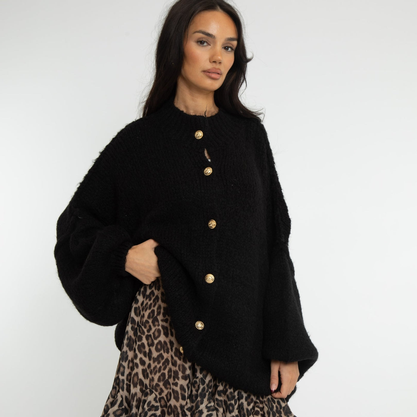 CozyGlam - Oversized Cardigan