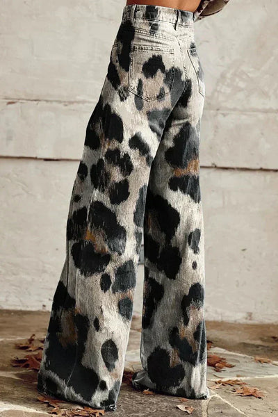 Solène | Wild Brush Leopard Print Flared Pants