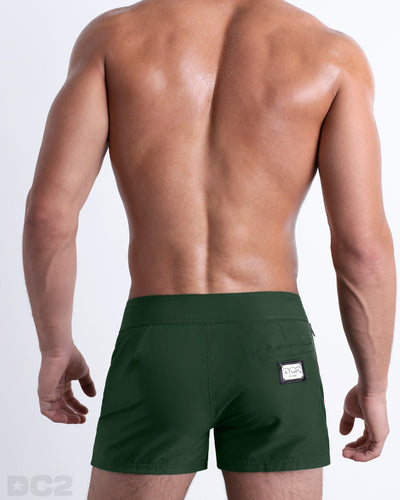 BRAVE GREEN - Beach Shorts | DC2