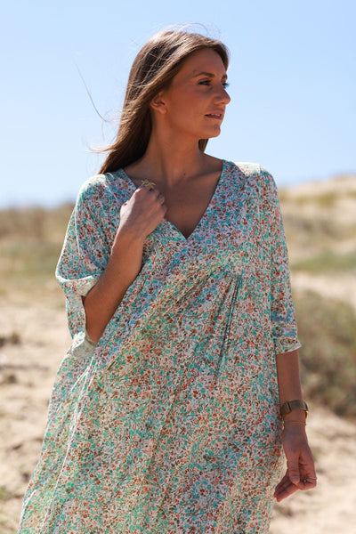 Robe longue fluide col V manches courtes imprime liberty turquoise