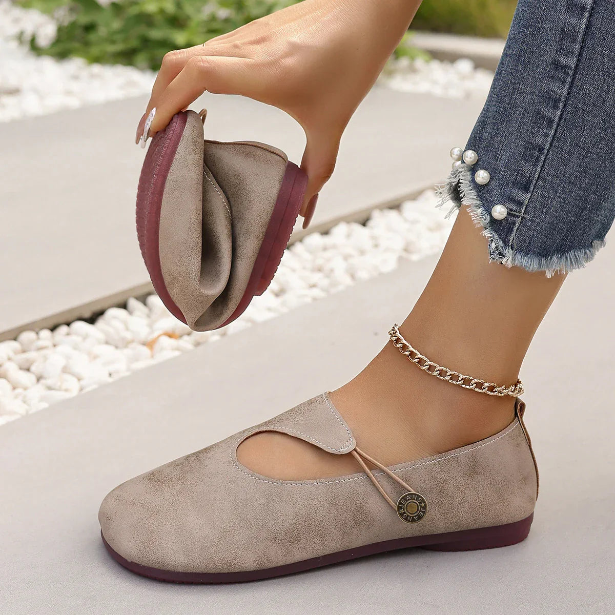 Abie - Vintage Button Flats