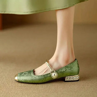 Aisha - Elegant Vintage Look Flats