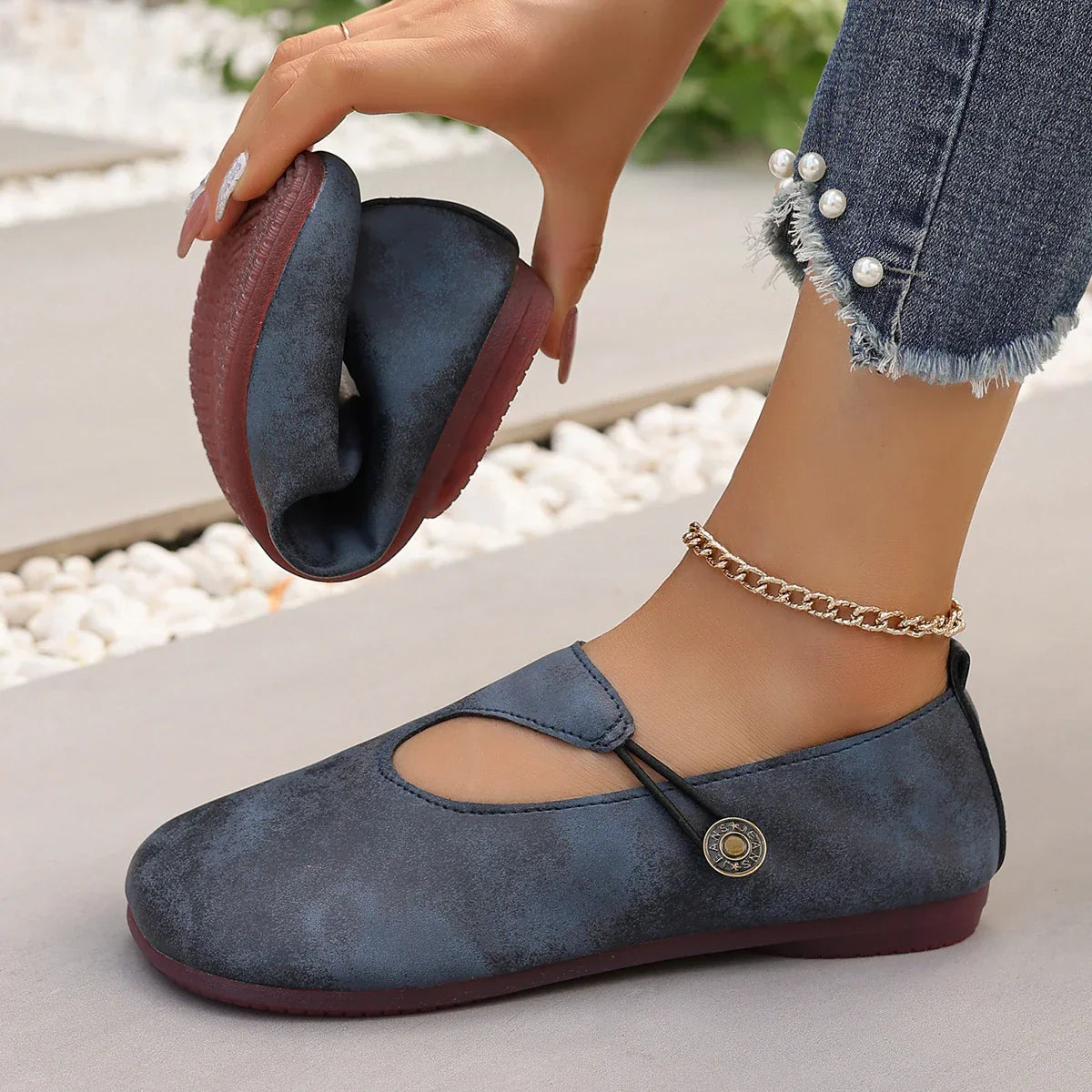 Abie - Vintage Button Flats