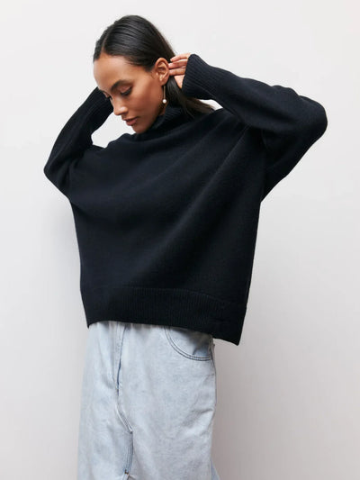 Avery - Relaxed Turtleneck Knit Sweater