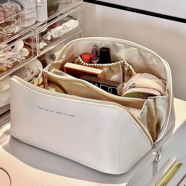 Ottje - Generously Sized Makeup Bag