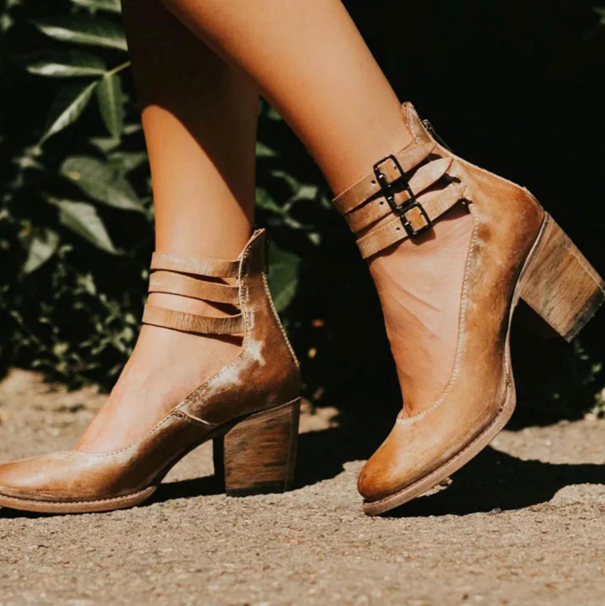 Lina - Classic Vintage Leather Heels