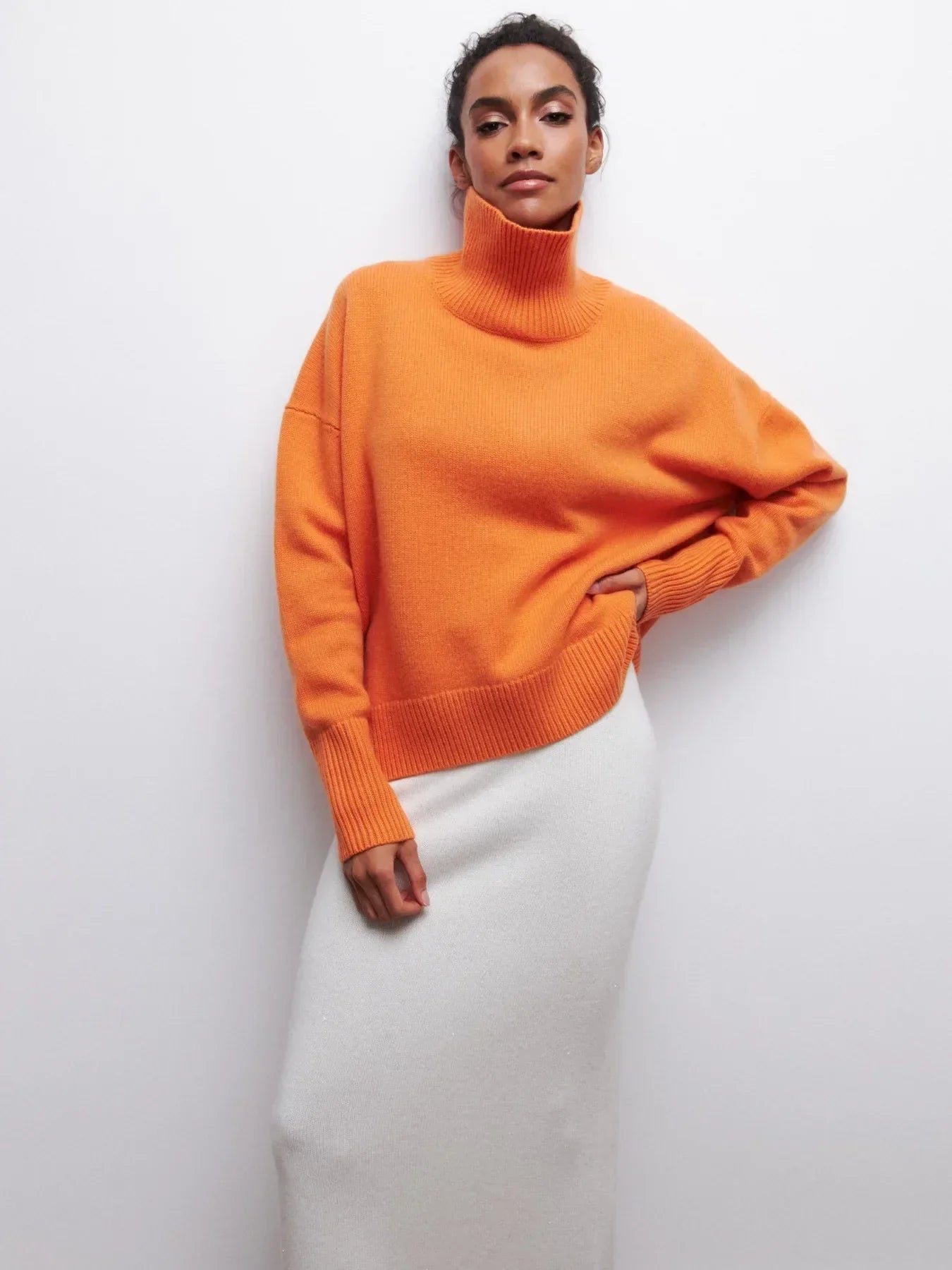 Avery - Relaxed Turtleneck Knit Sweater