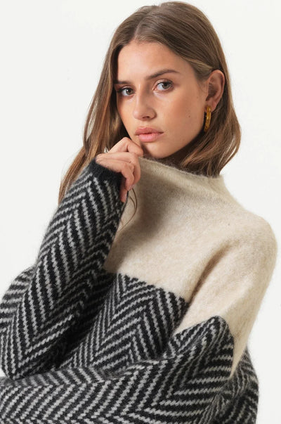 ADELIE | Premium turtleneck made from fine knitwear